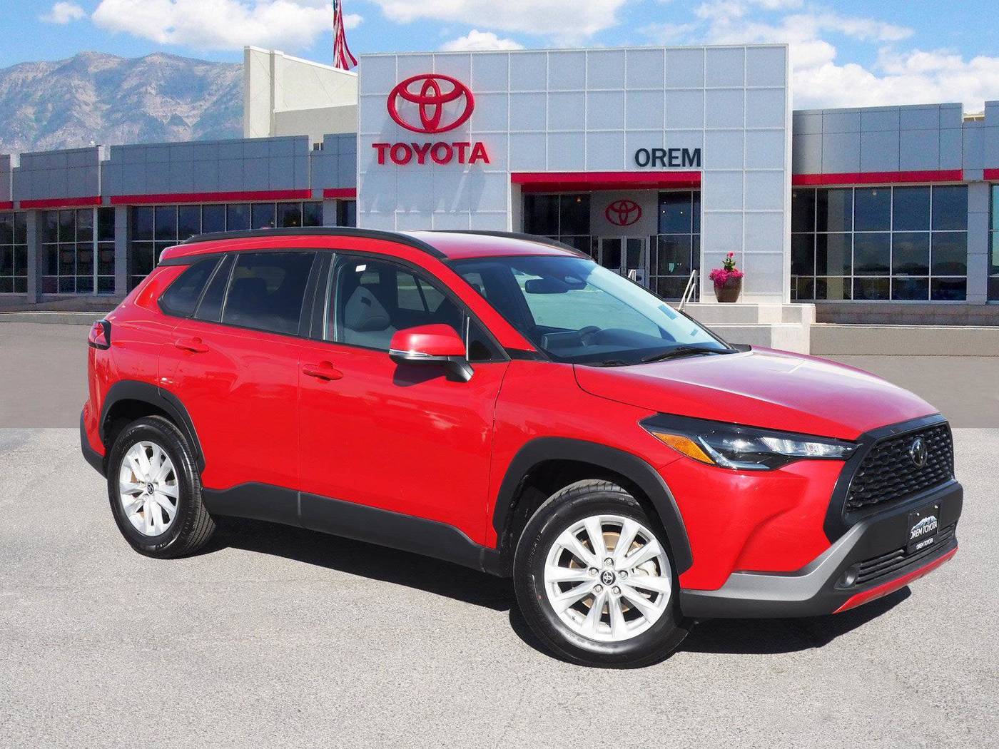 2024 Toyota Corolla Cross LE — SUV — 30,051 mi — Orem, UT