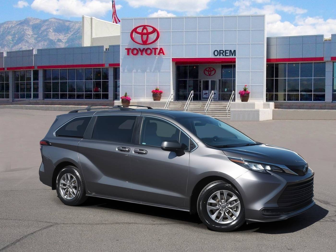 2022 Toyota Sienna LE — Minivan — 78,081 mi — Orem, UT