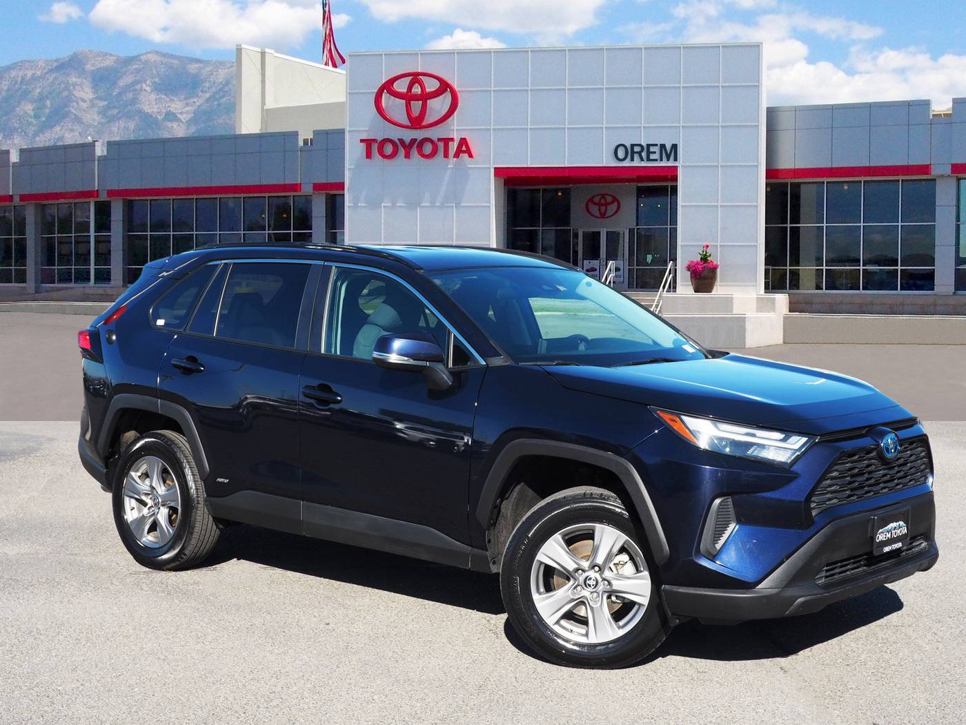 2024 Toyota RAV4 Hybrid XLE — SUV — 13,799 mi — Orem, UT