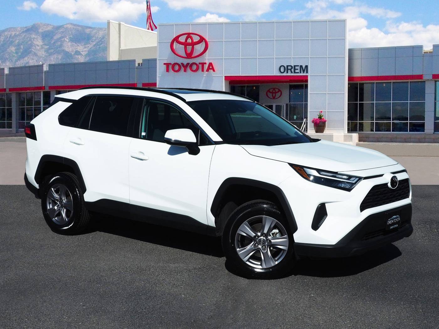 2024 Toyota RAV4 XLE — SUV — 10,737 mi — Orem, UT