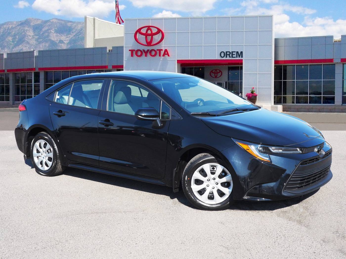 2025 Toyota Corolla LE — Sedan — 28 mi — Orem, UT