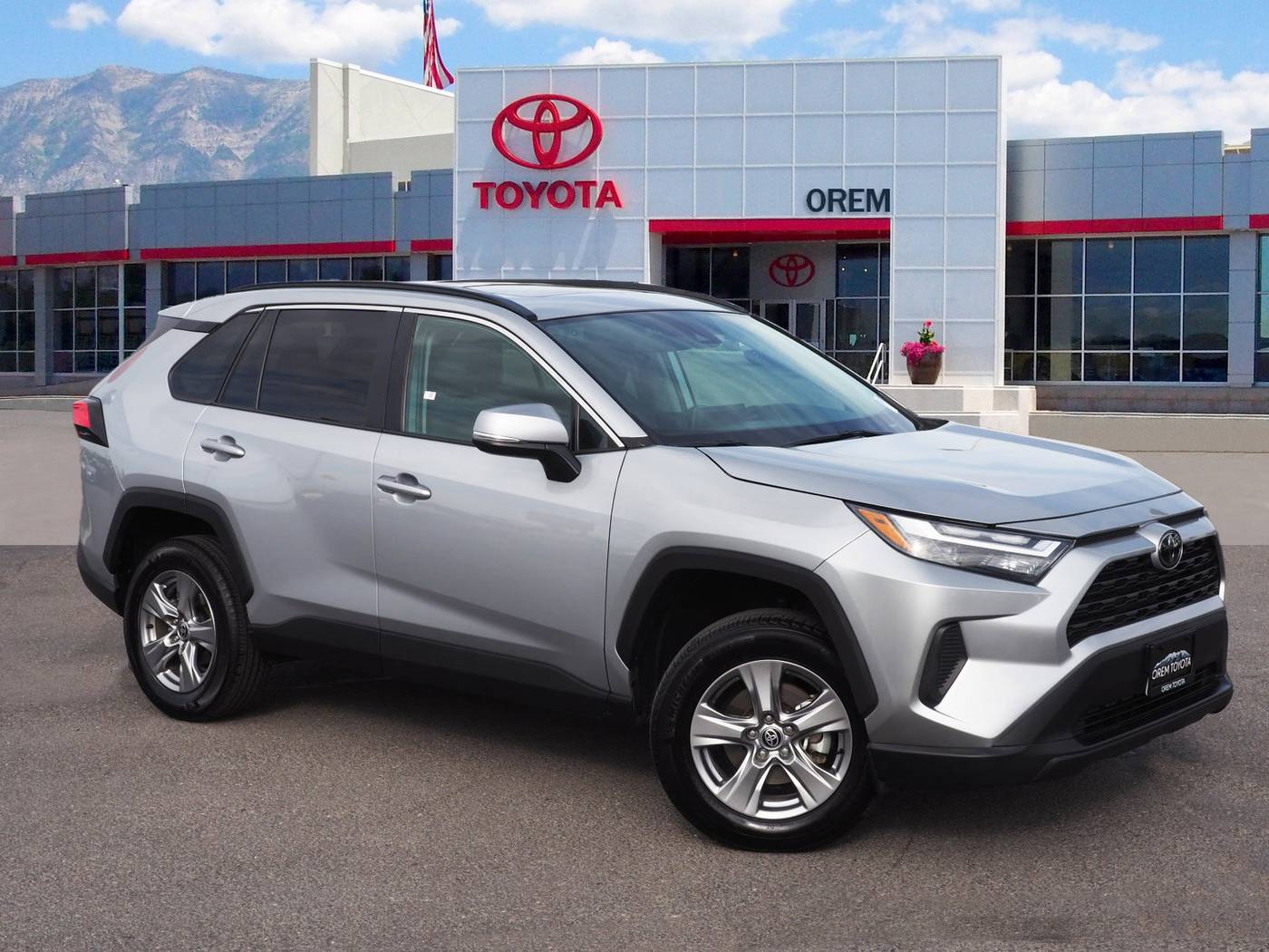 2024 Toyota RAV4 XLE — SUV — 29,921 mi — Orem, UT