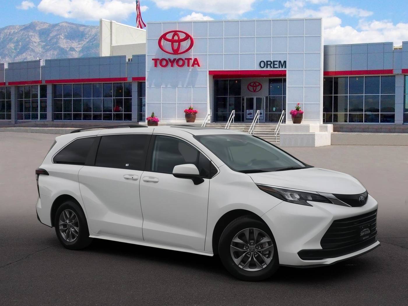 2024 Toyota Sienna LE — Minivan — 41,961 mi — Orem, UT
