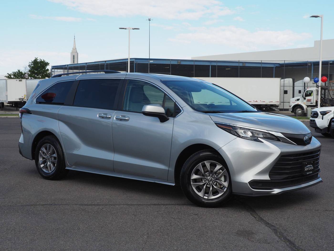 2024 Toyota Sienna LE — Minivan — 38,735 mi — Orem, UT