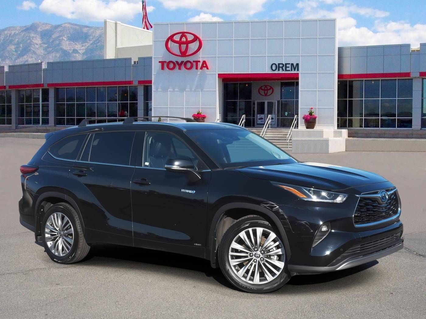 2021 Toyota Highlander Hybrid Platinum — SUV — 31,459 mi — Orem, UT