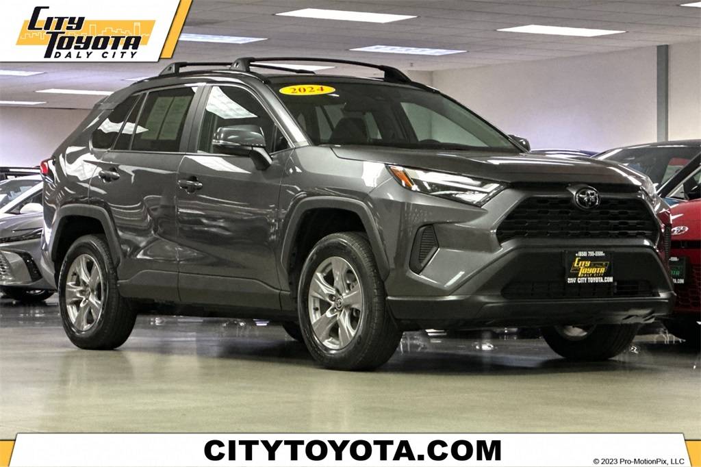 2024 Toyota RAV4 XLE — SUV — 9,877 mi — Daly City, CA