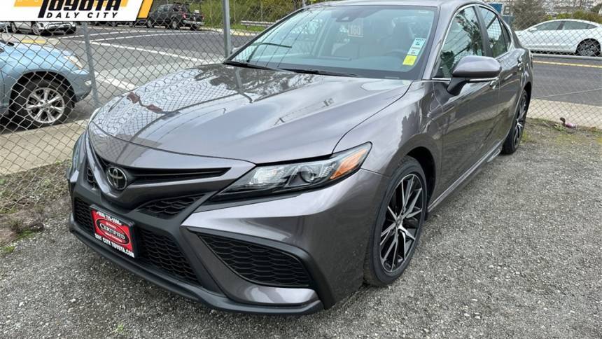 2022 Toyota Camry SE — Sedan — 18,431 mi — Daly City, CA