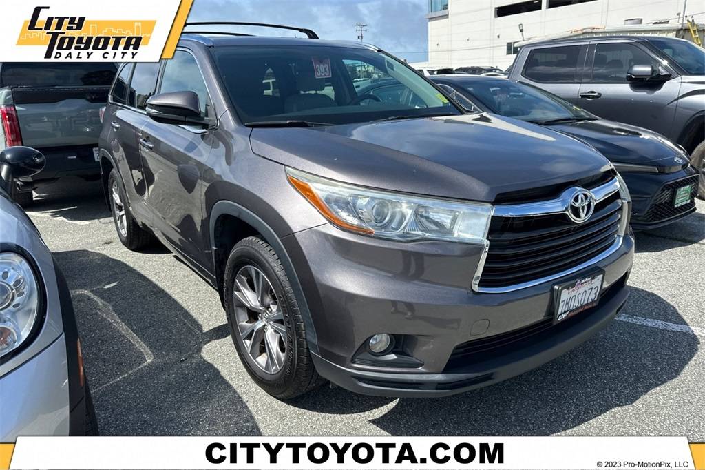 2015 Toyota Highlander XLE — SUV — 89,806 mi — Daly City, CA
