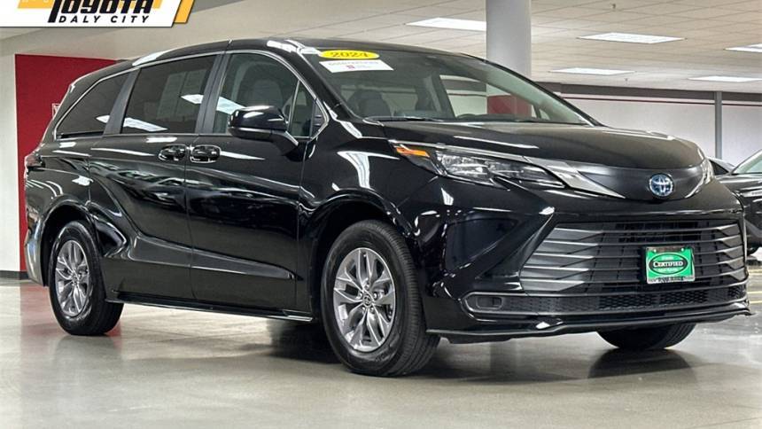 2024 Toyota Sienna LE — Minivan — 20,728 mi — Daly City, CA