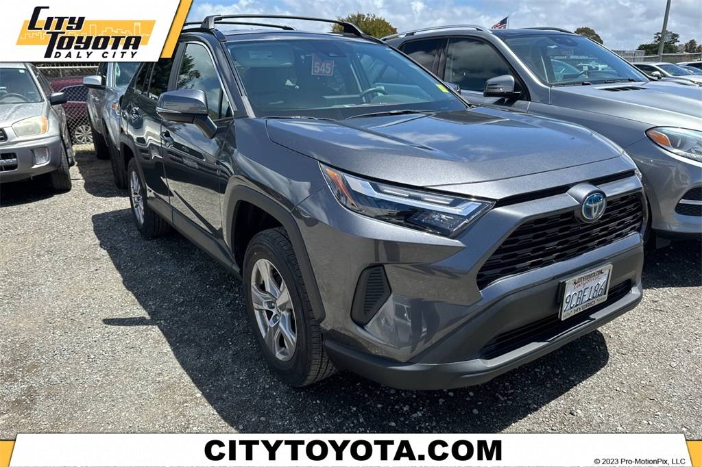 2022 Toyota RAV4 Hybrid XLE — SUV — 9,114 mi — Daly City, CA
