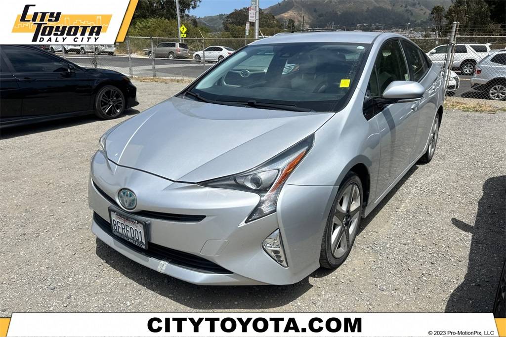 2016 Toyota Prius Four Touring — Hatchback — 86,739 mi — Daly City, CA