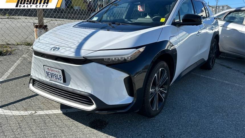 2023 Toyota bZ4X Limited — SUV — 8,312 mi — Daly City, CA