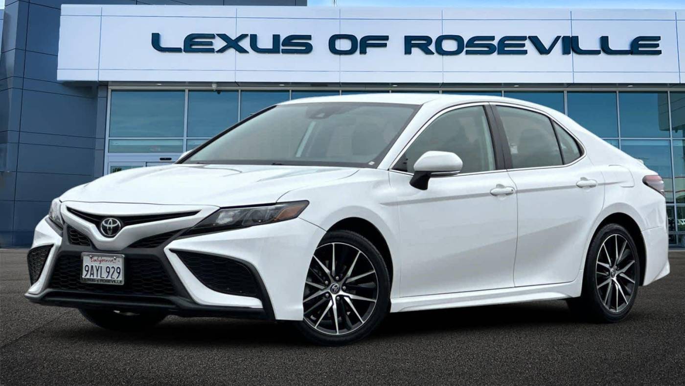 2022 Toyota Camry SE — Sedan — 62,457 mi — Roseville, CA