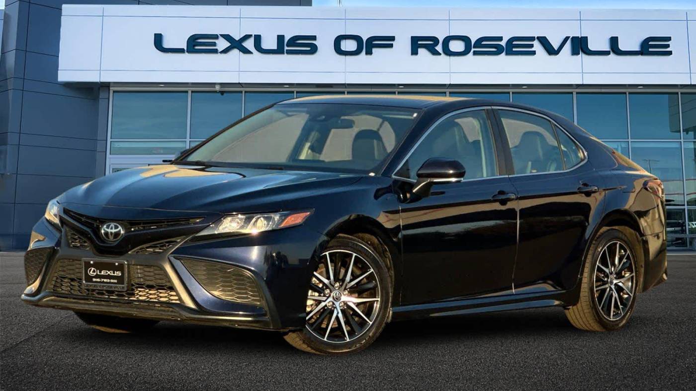 2022 Toyota Camry SE — Sedan — 68,698 mi — Roseville, CA