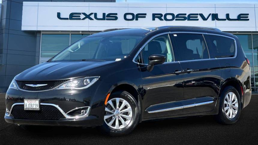 Chrysler pacifica sale near me