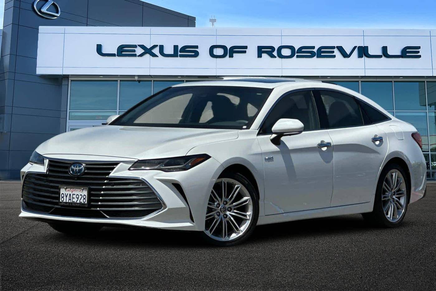 2021 Toyota Avalon Hybrid Limited — Sedan — 18,196 mi — Roseville, CA