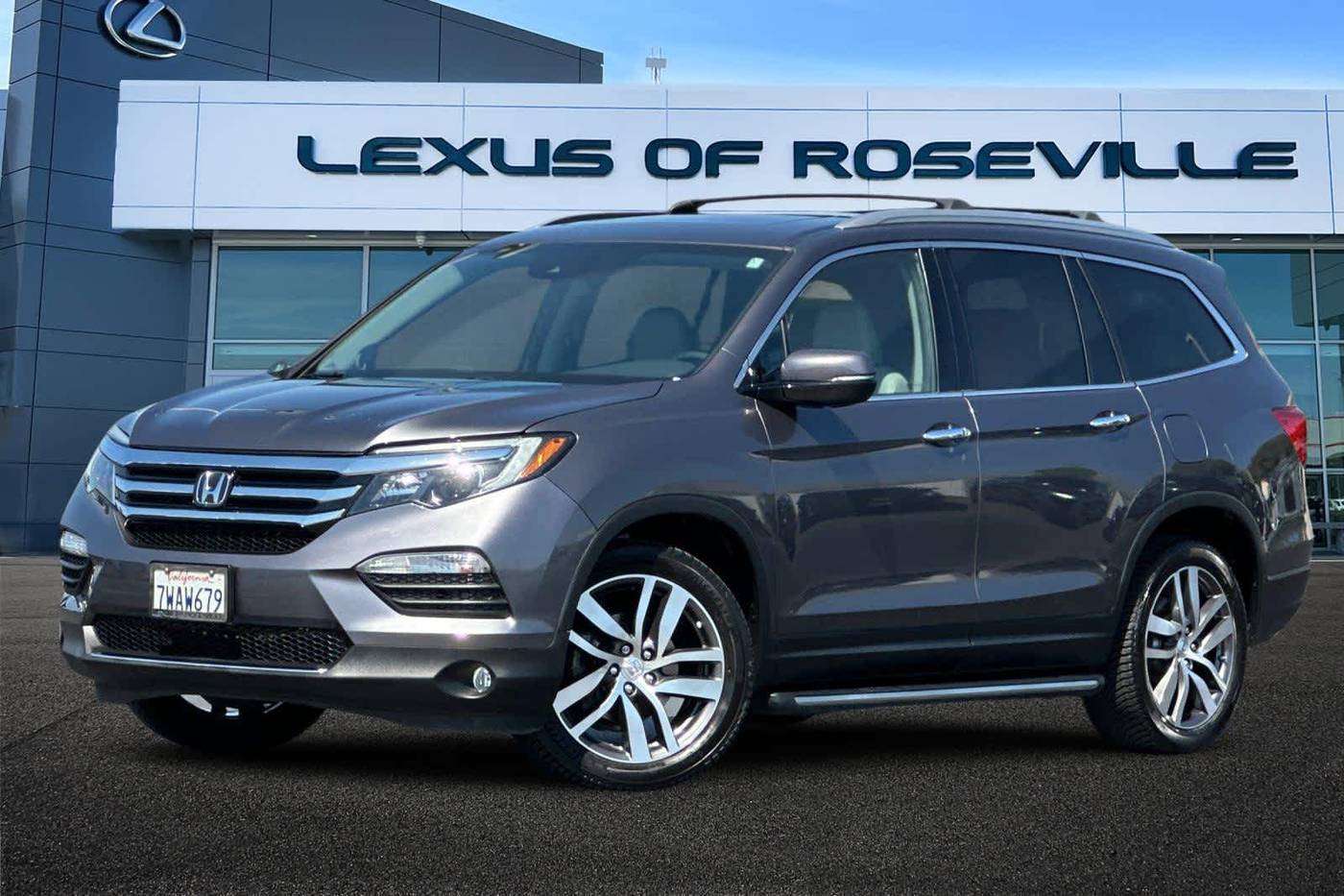 2017 Honda Pilot Touring — SUV — 63,349 mi — Roseville, CA