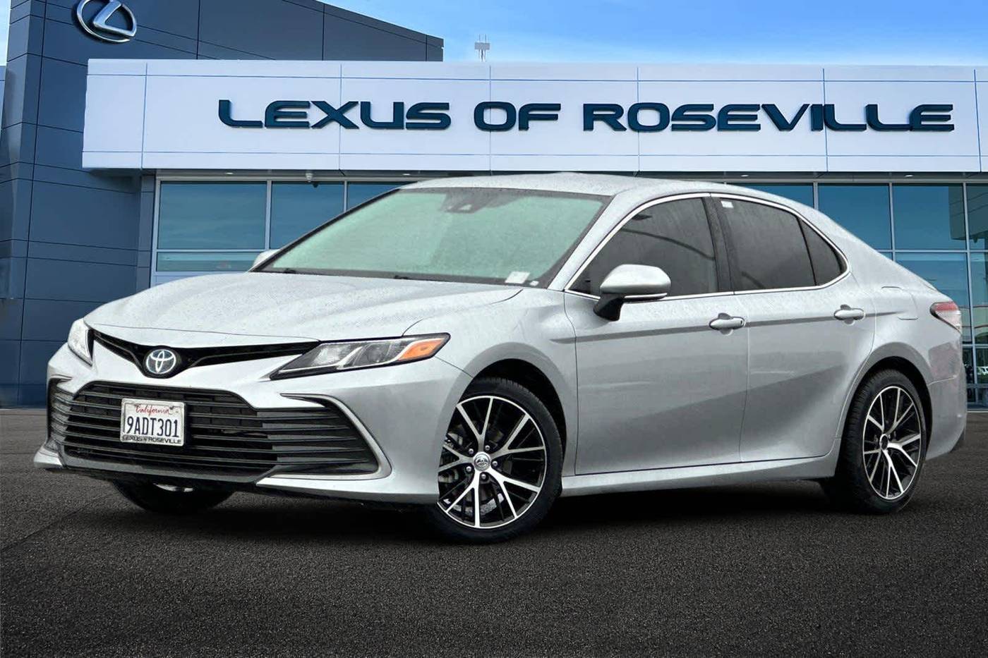 2022 Toyota Camry Hybrid LE — Sedan — 71,379 mi — Roseville, CA
