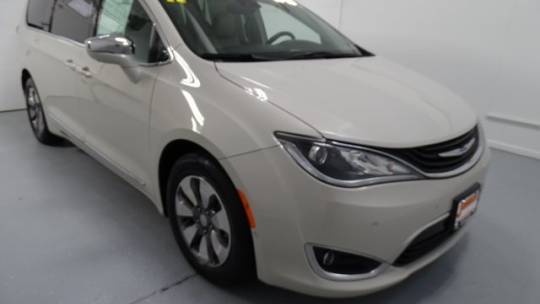 2017 Chrysler Pacifica Hybrid Platinum — Minivan — 81,239 mi — Budd Lake, NJ