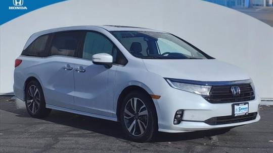 2024 Honda Odyssey Touring — Minivan — 39,167 mi — Davis, CA