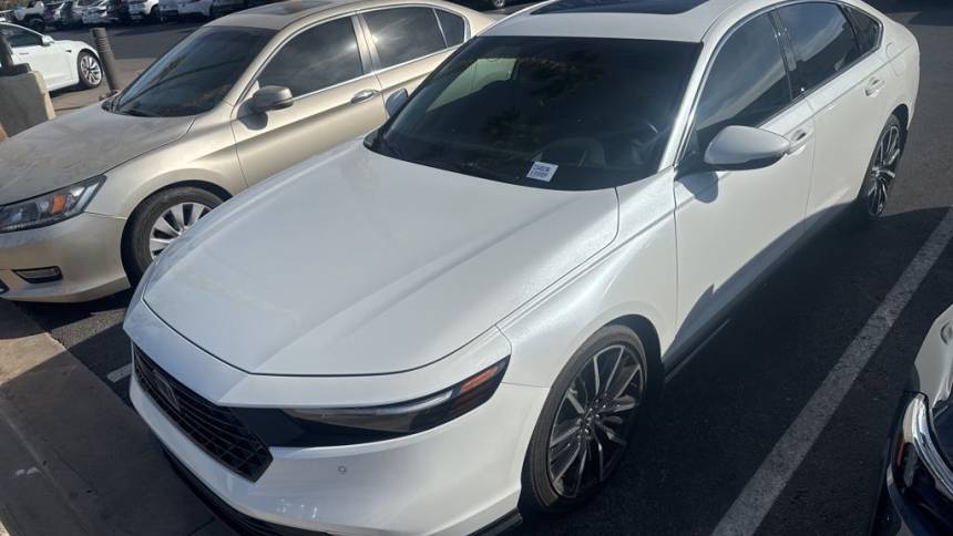 2024 Honda Accord Hybrid Touring — Sedan — 16,044 mi — Henderson, NV