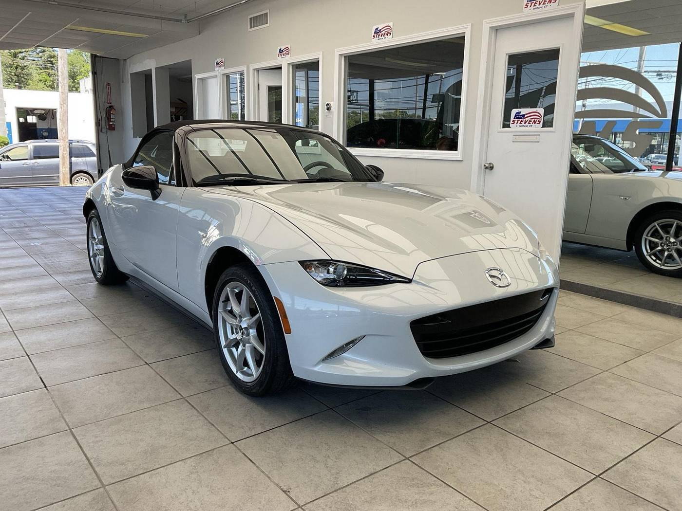 2016 Mazda MX-5 Miata Sport