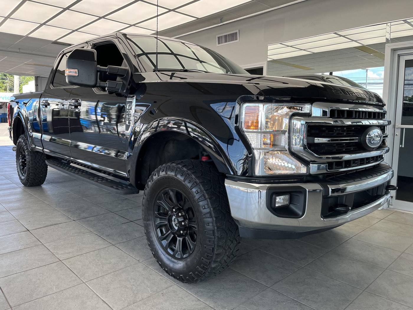 2022 Ford Super Duty F-350 LARIAT — Pickup Truck — 58,797 mi — Milford, CT