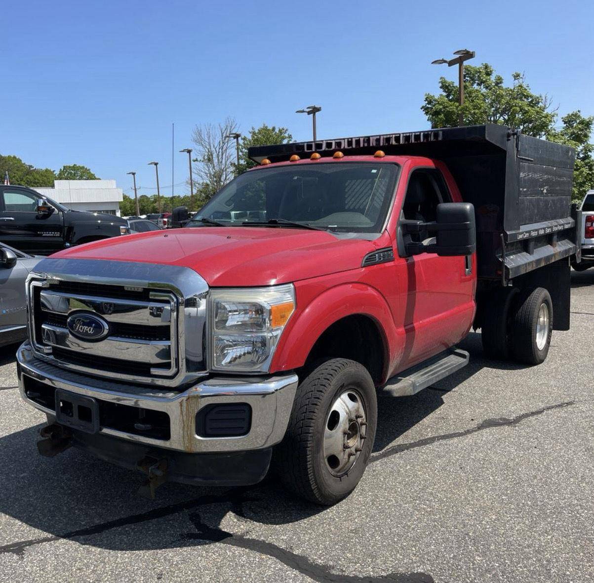 2011 Ford Super Duty F-350 Chassis Cab XL — Chassis Cab Truck — 88,988 mi — Milford, CT
