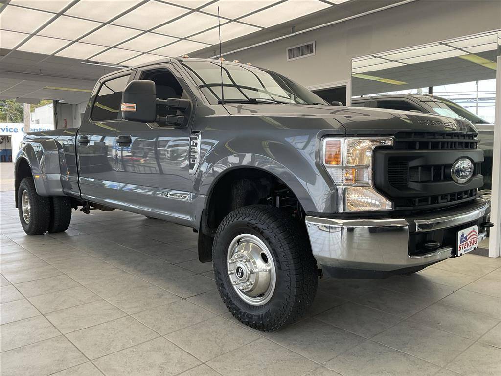 2022 Ford Super Duty F-350 Limited — Pickup Truck — 74,571 mi — Milford, CT
