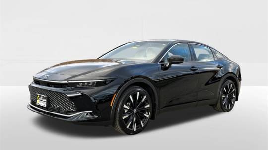 2024 Toyota Crown Platinum — Sedan — 1,652 mi — Torrington, CT