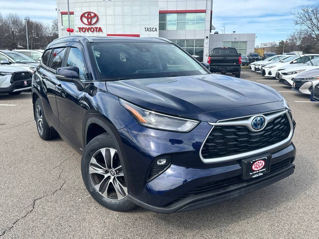 2023 Toyota Highlander Hybrid XLE — SUV — 27,767 mi — Dorchester, MA