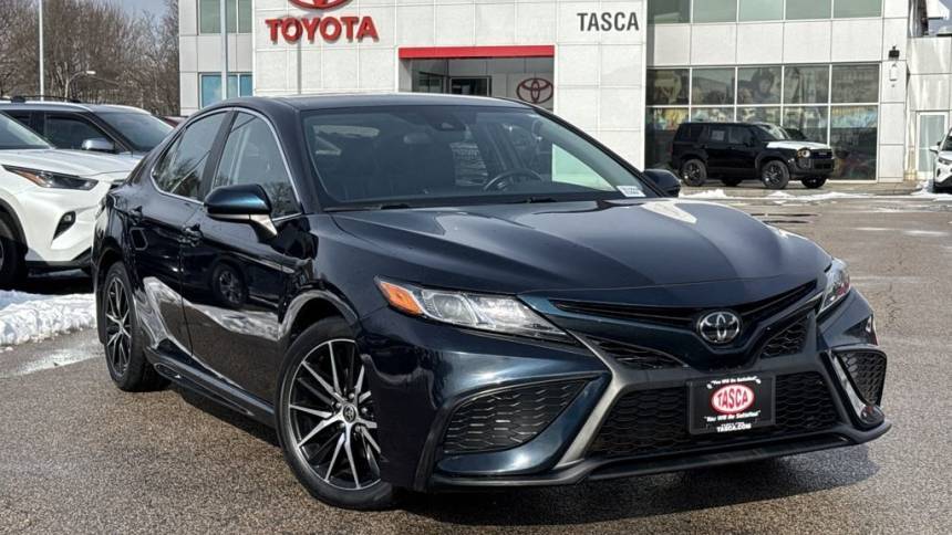 2021 Toyota Camry SE — Sedan — 21,446 mi — Dorchester, MA