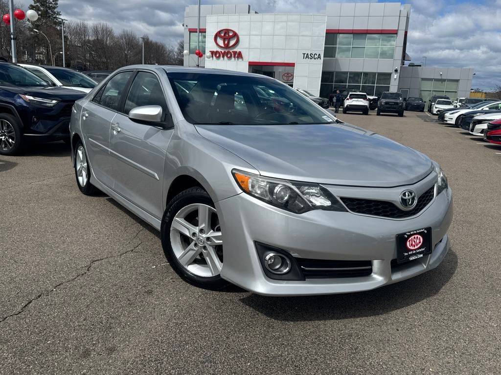 2014 Toyota Camry SE — Sedan — 96,233 mi — Dorchester, MA