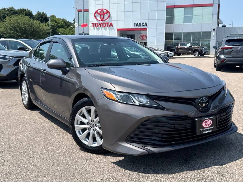 2018 Toyota Camry LE — Sedan — 32,907 mi — Dorchester, MA