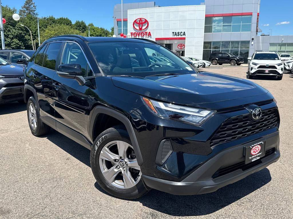 2022 Toyota RAV4 XLE — SUV — 28,197 mi — Dorchester, MA