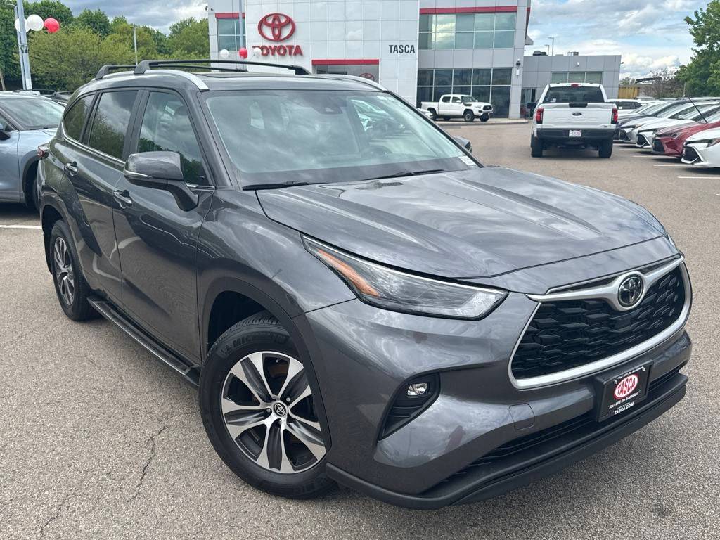 2023 Toyota Highlander XLE — SUV — 21,790 mi — Dorchester, MA
