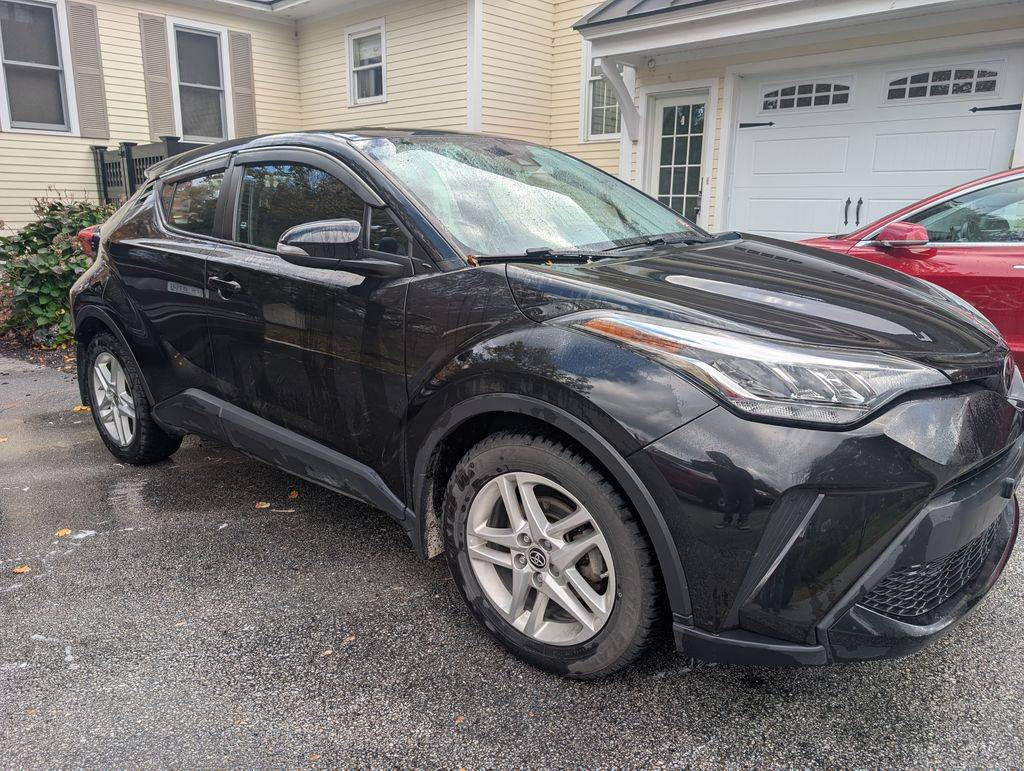 2021 Toyota C-HR LE — SUV — 29,487 mi — Dorchester, MA