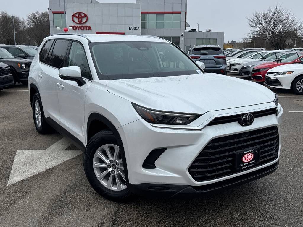 2024 Toyota Grand Highlander XLE — SUV — 8,800 mi — Dorchester, MA