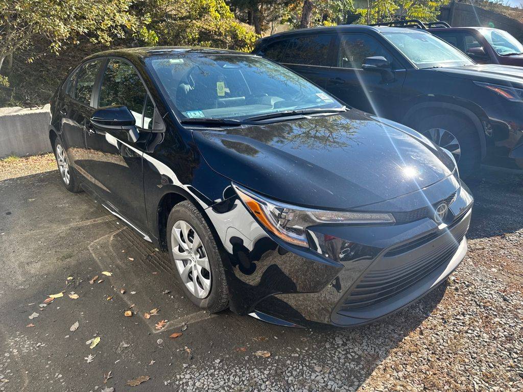 2025 Toyota Corolla LE — Sedan — 9,307 mi — Dorchester, MA
