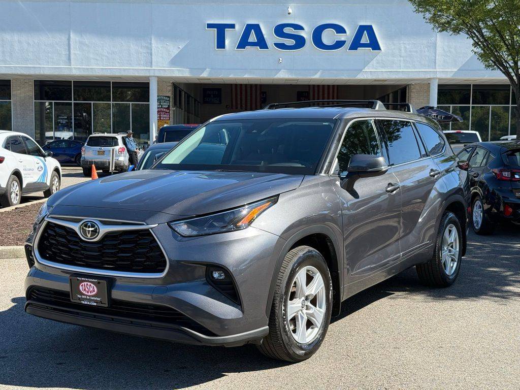 2022 Toyota Highlander LE — SUV — 30,761 mi — Dorchester, MA