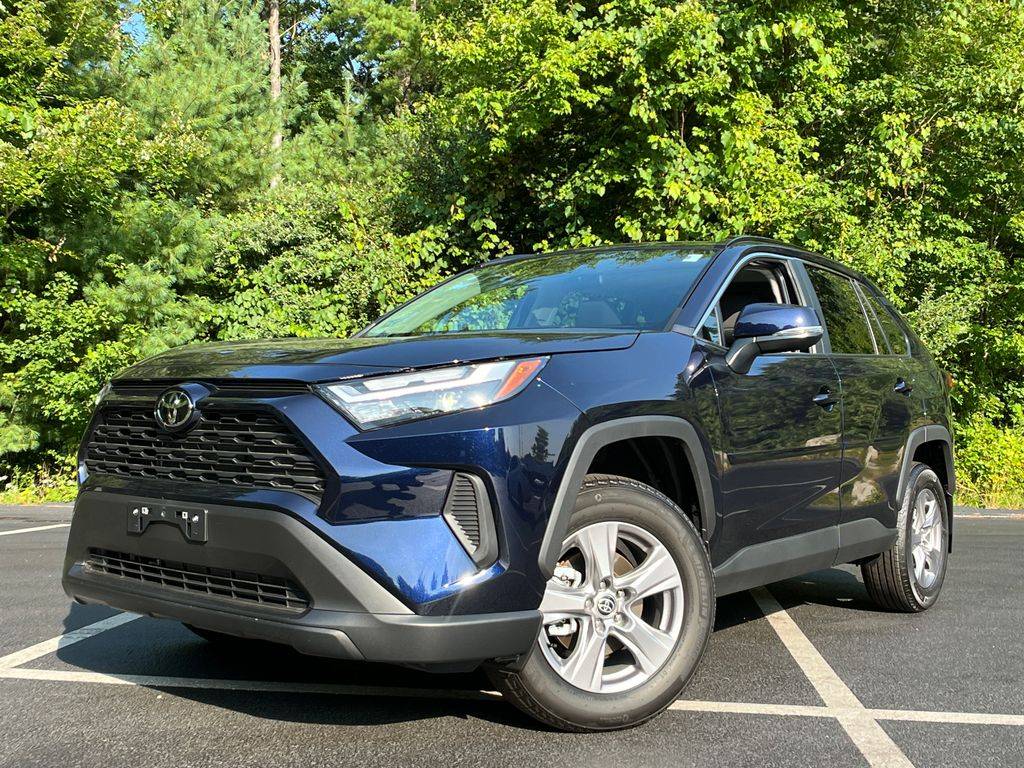 2025 Toyota RAV4 XLE — SUV — 206 mi — Hanover, MA
