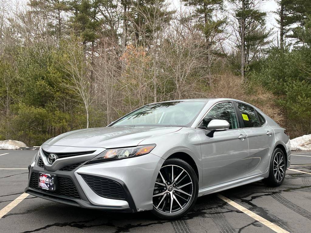 2022 Toyota Camry SE — Sedan — 33,514 mi — Hanover, MA
