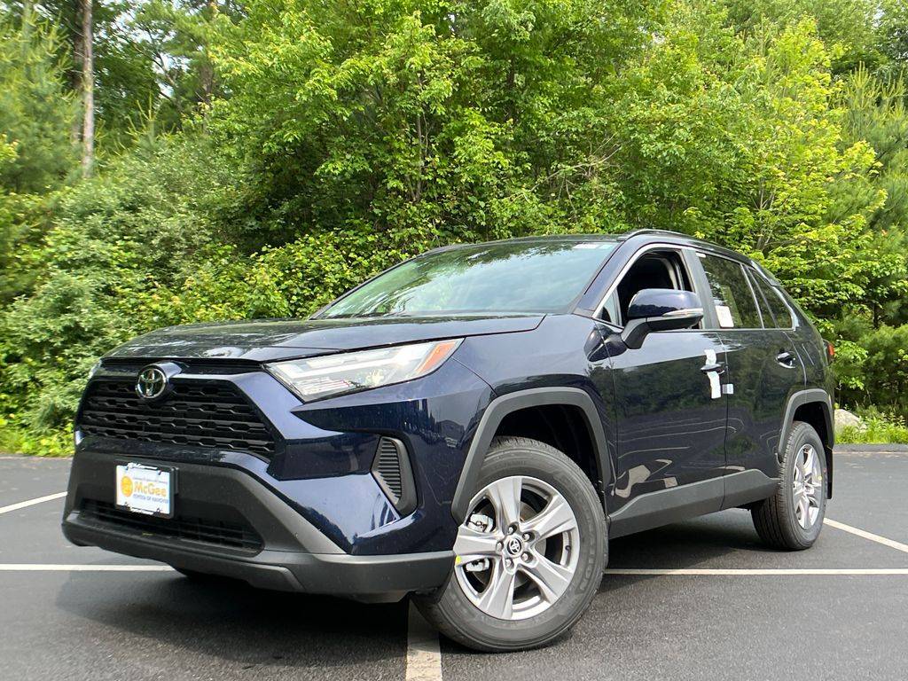 2025 Toyota RAV4 XLE — SUV — 835 mi — Hanover, MA