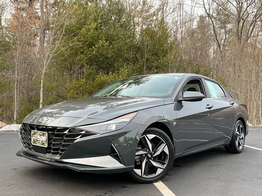2023 Hyundai Elantra Hybrid Limited — Sedan — 9,835 mi — Hanover, MA