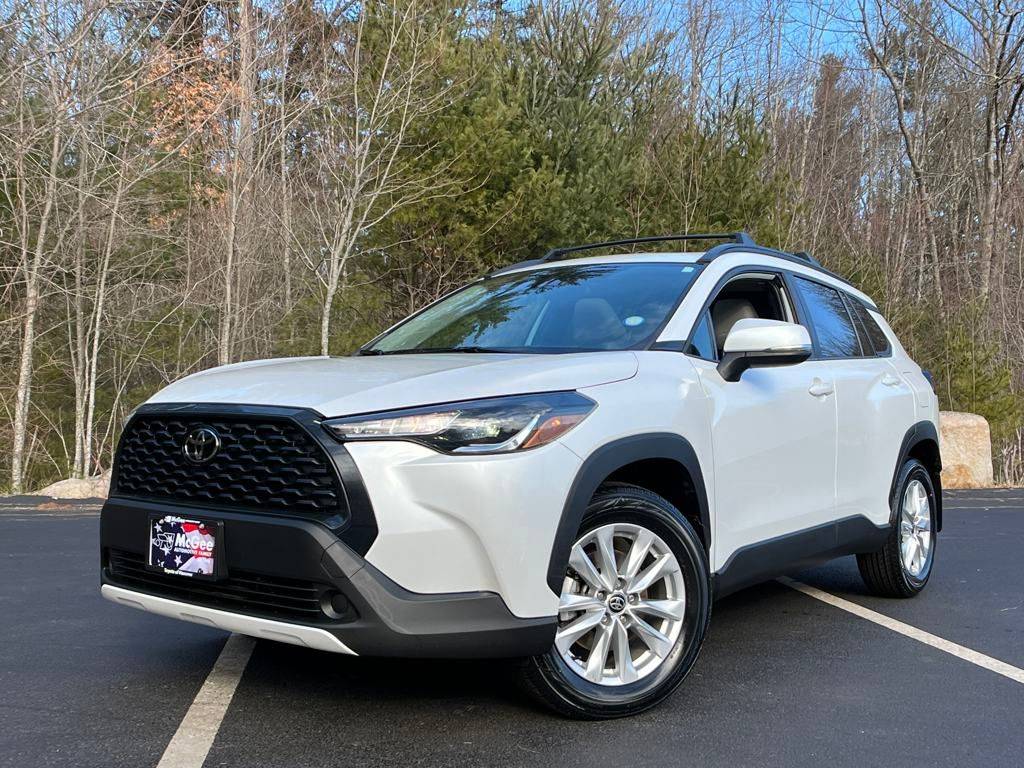 2022 Toyota Corolla Cross LE — SUV — 32,331 mi — Hanover, MA