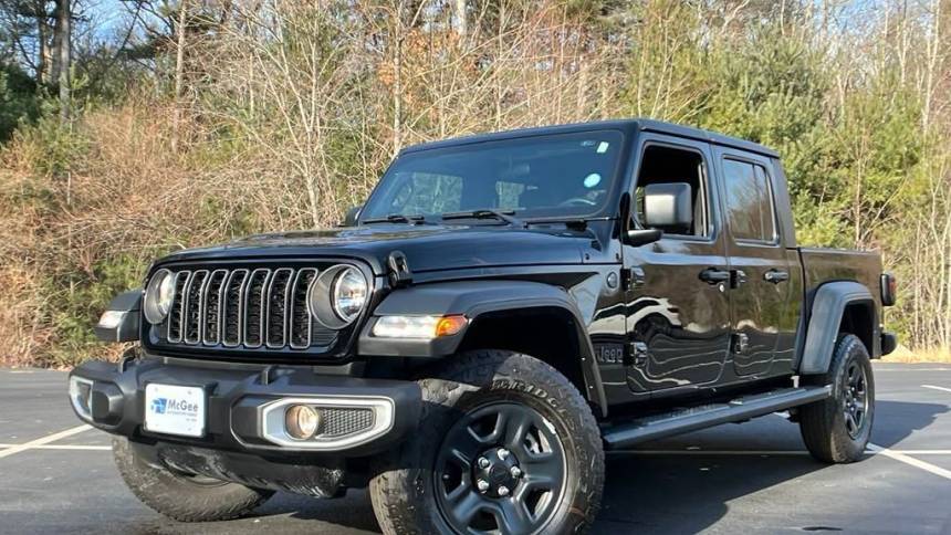 2024 Jeep Gladiator Sport — Pickup Truck — 2,221 mi — Hanover, MA