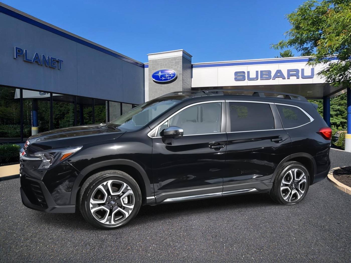 2023 Subaru Ascent Limited — SUV — 11,160 mi — Hanover, MA