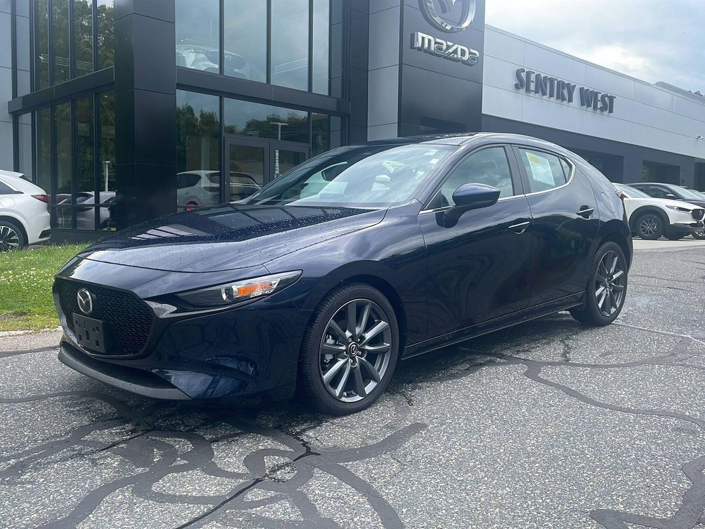 2024 Mazda Mazda3 Preferred — Hatchback — 1,664 mi — Shrewsbury, MA