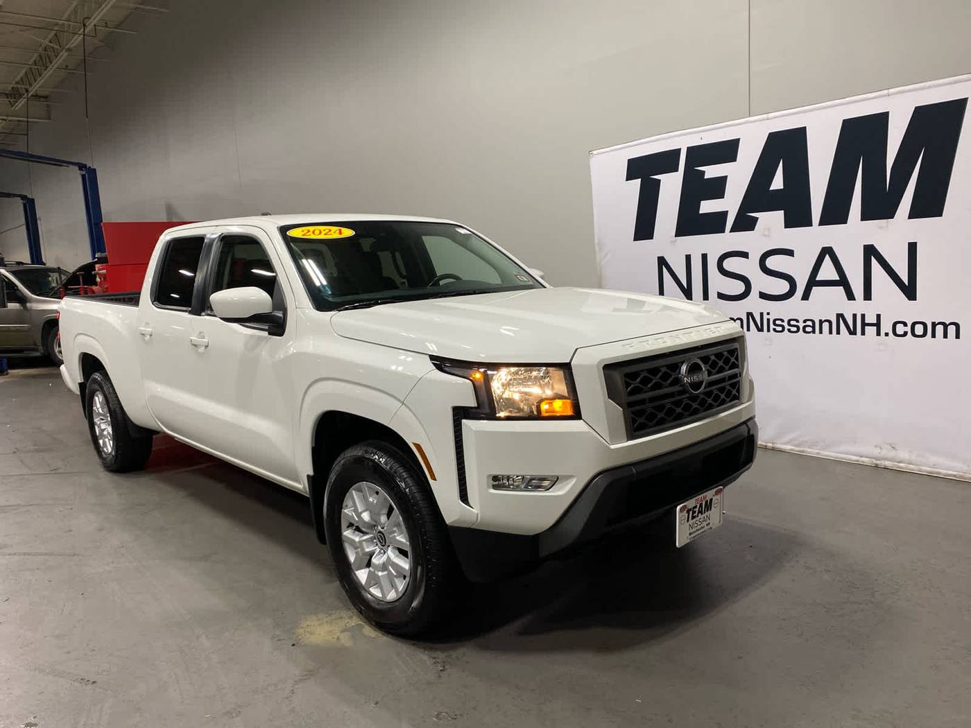 2024 Nissan Frontier SV — Pickup Truck — 11,083 mi — Manchester, NH