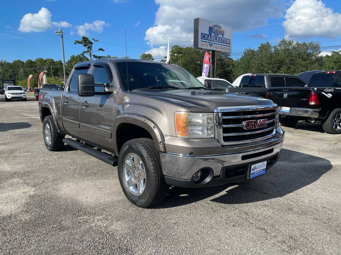 2013 GMC Sierra 1500 SLE — Pickup Truck — 120,756 mi — Summerville, SC